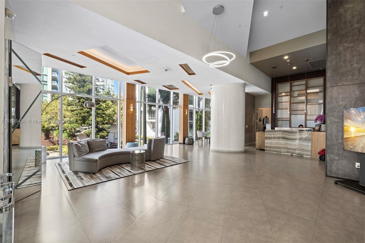 600 NE 27th St, Unit 3105, Miami, FL 33137 Photo