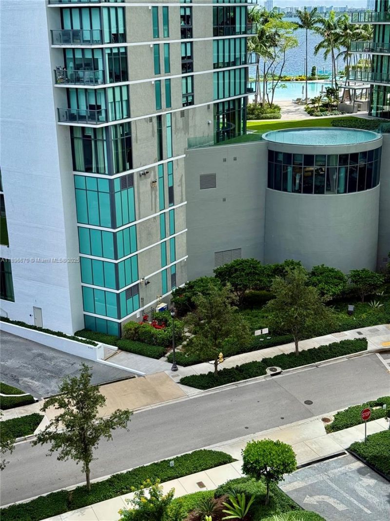 501 NE 31st St, Unit 602, Miami, FL 33137 Photo