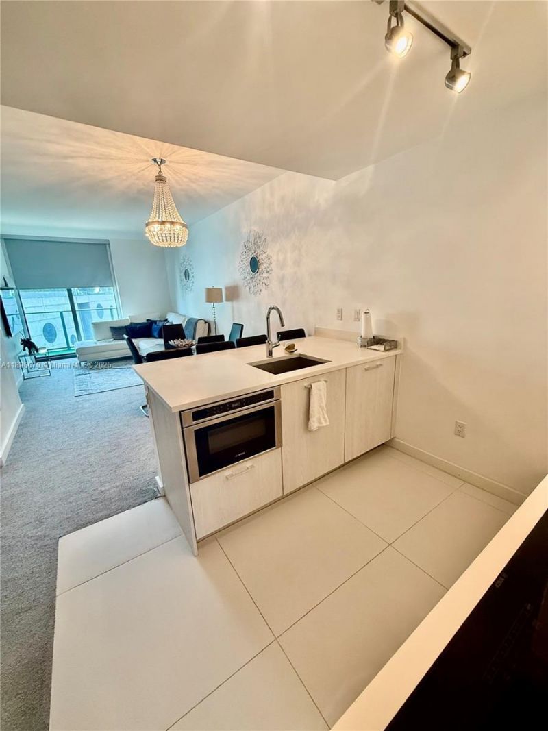 501 NE 31st St, Unit 602, Miami, FL 33137 Photo