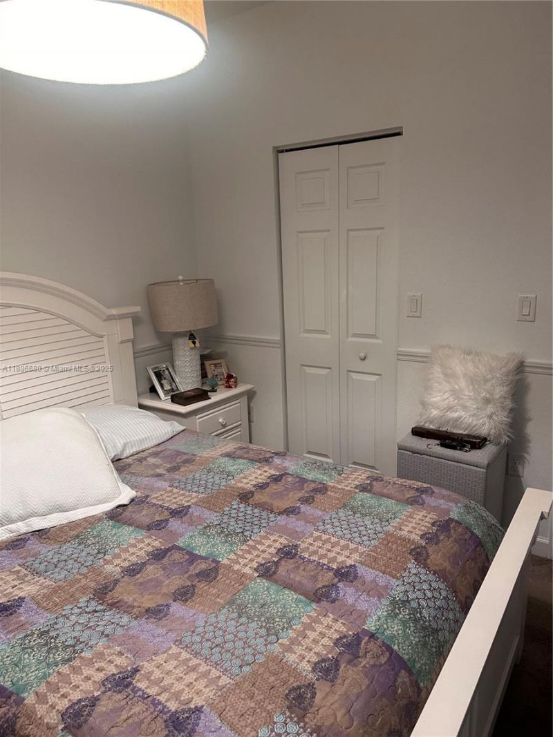 8867 W 35th Way, Hialeah, FL 33018 Photo