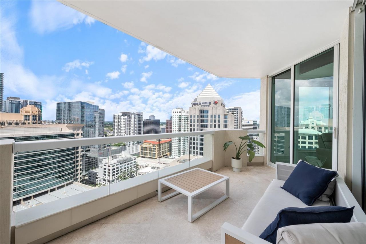 411 N New River Dr E, Unit 2701, Fort Lauderdale, FL 33301 Photo