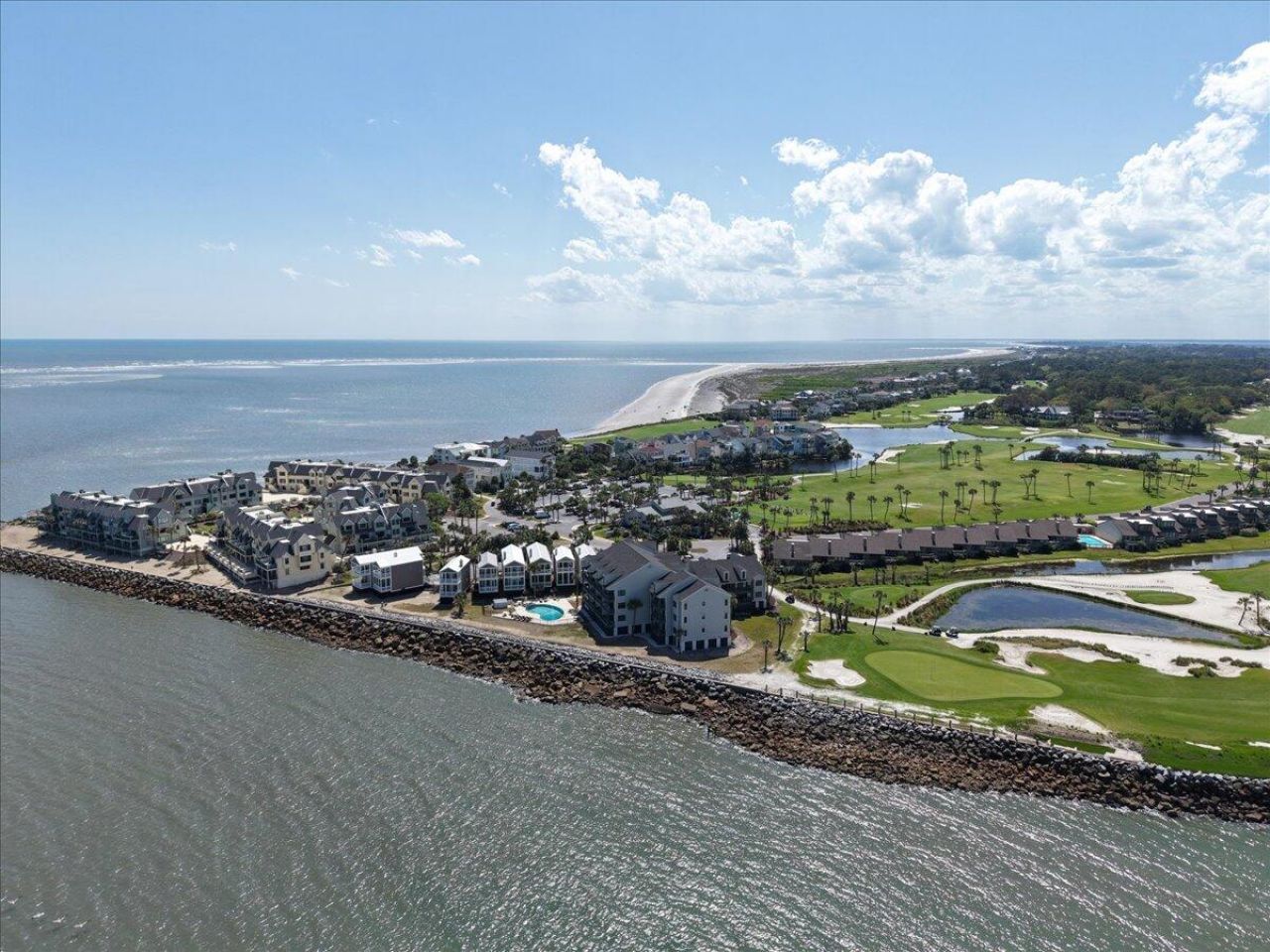 728 N Hampton Court Photo 28