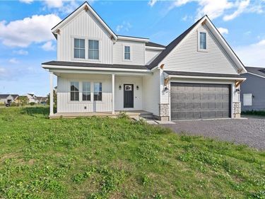 103 Terwillager Lane, Minoa, NY 13116