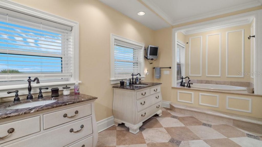 285 Ocean Shore Boulevard, Ormond Beach, FL 32176 Photo