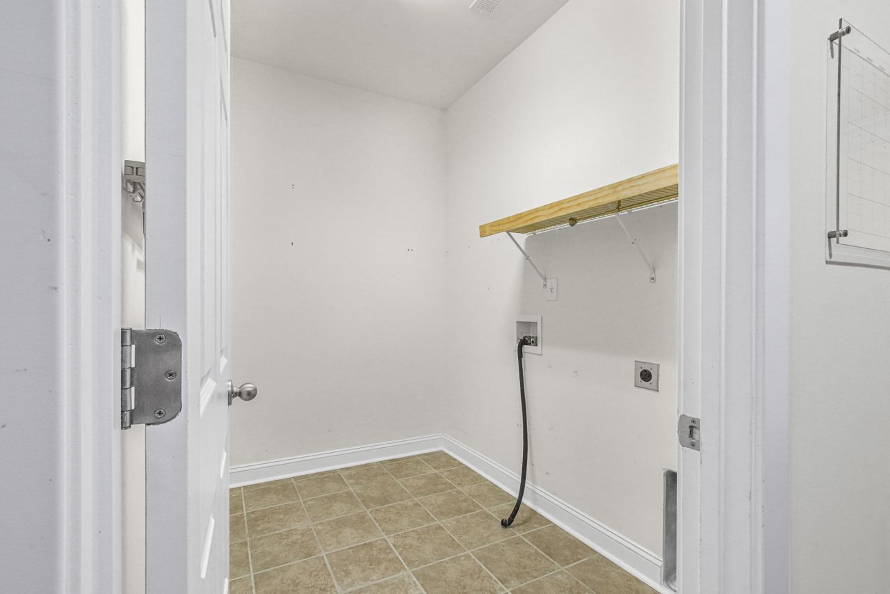 3030 Scuba Drive Photo 18