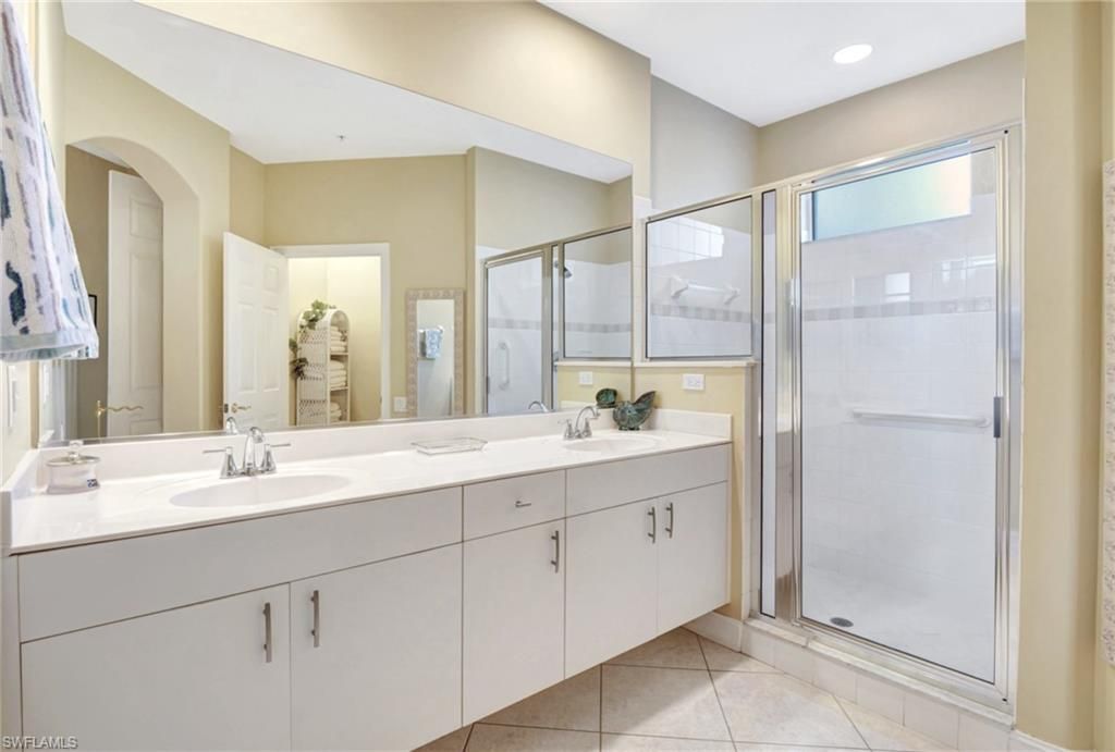 784 Carrick Bend Cir, Unit 101, Naples, FL 34110 Photo