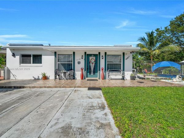 5402 SW 128th Pl, Miami, FL 33175