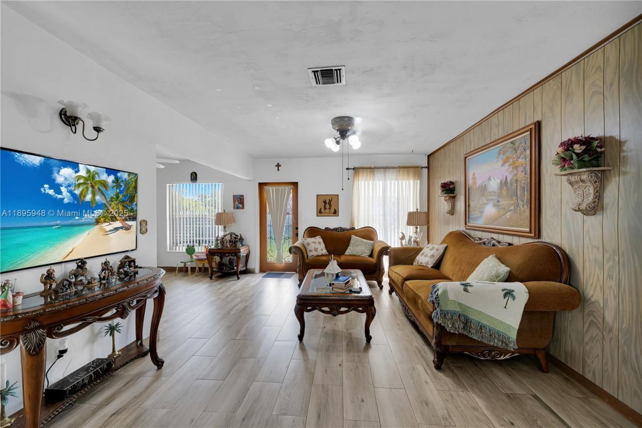 5402 SW 128th Pl, Miami, FL 33175 Photo