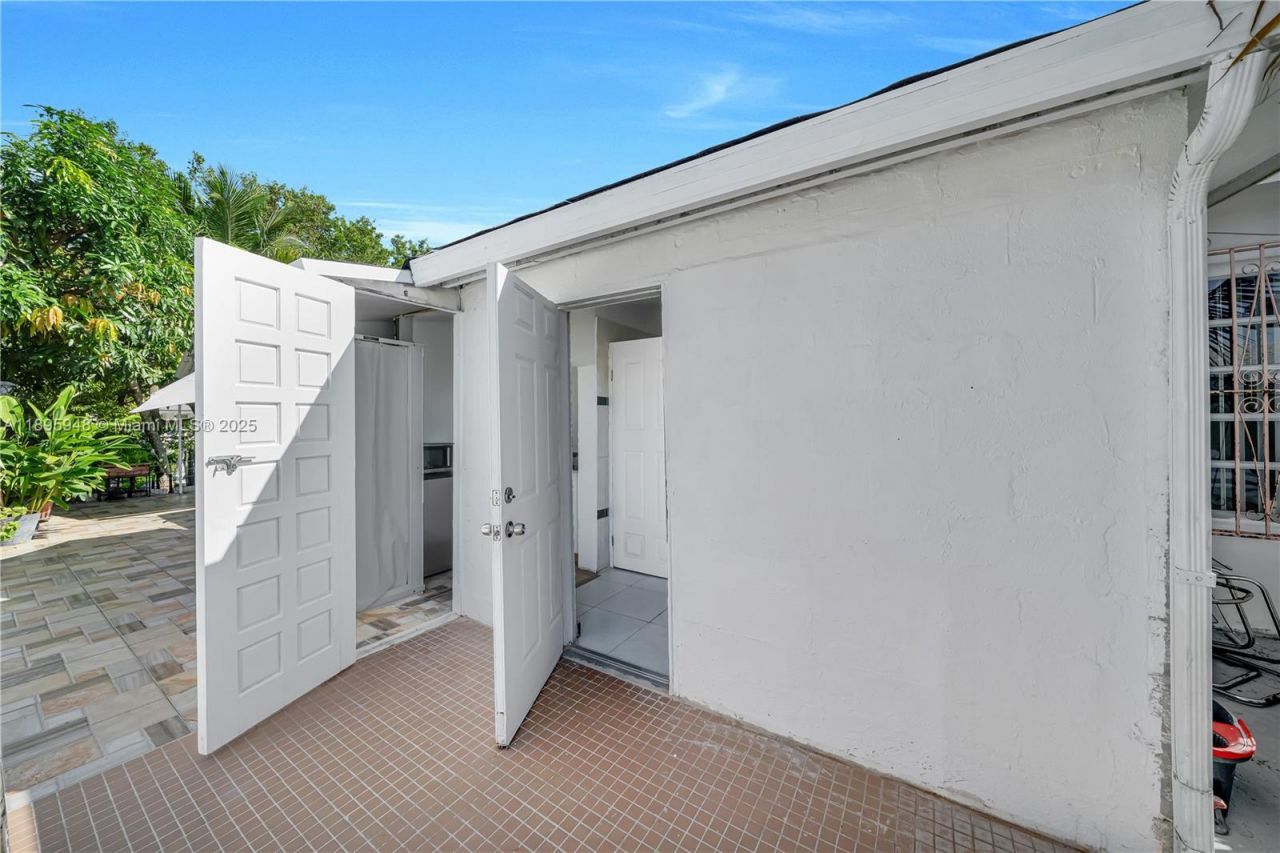 5402 SW 128th Pl, Miami, FL 33175 Photo