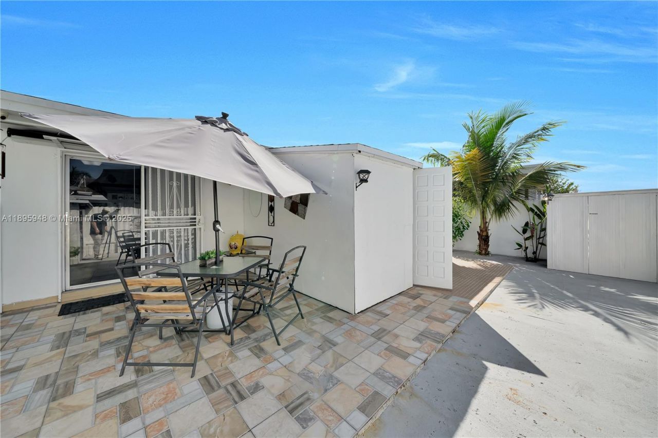 5402 SW 128th Pl, Miami, FL 33175 Photo