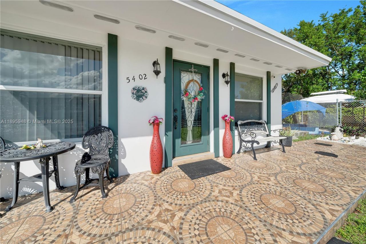 5402 SW 128th Pl, Miami, FL 33175 Photo