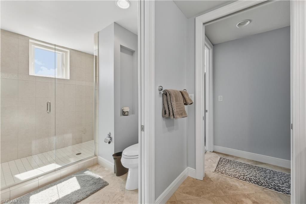 275 Indies Way, Unit 403, Naples, FL 34110 Photo
