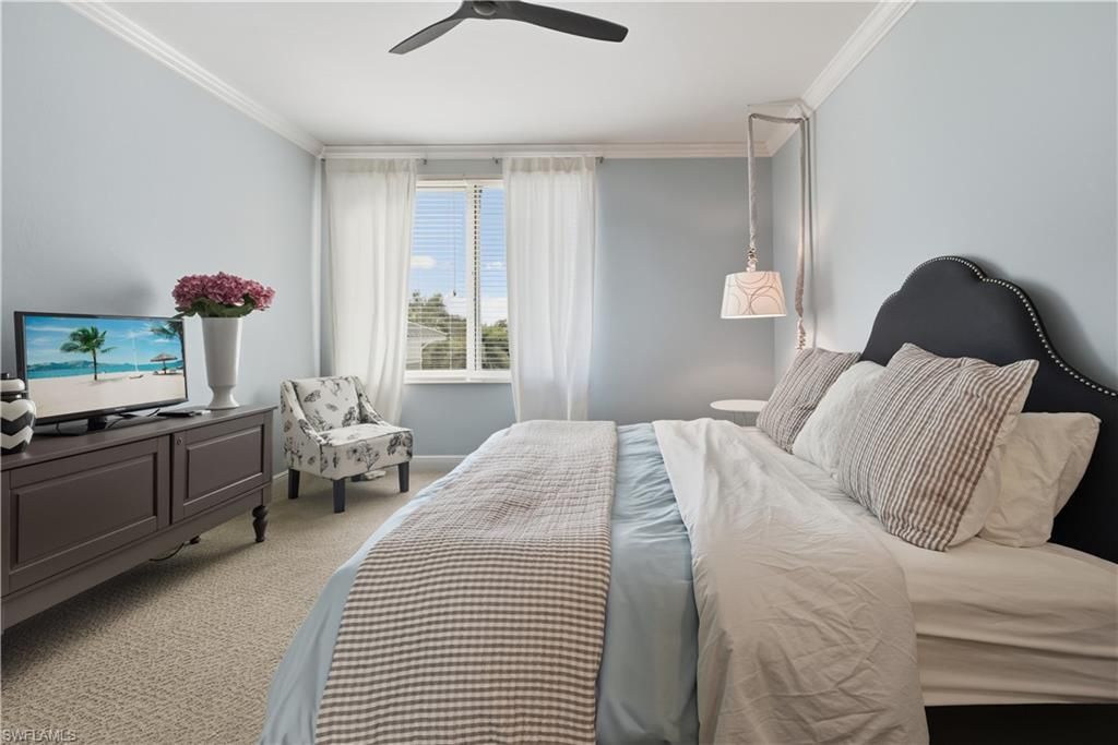 275 Indies Way, Unit 403, Naples, FL 34110 Photo