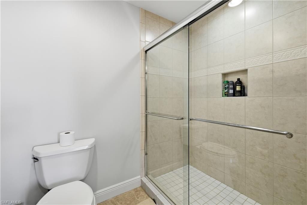 275 Indies Way, Unit 403, Naples, FL 34110 Photo