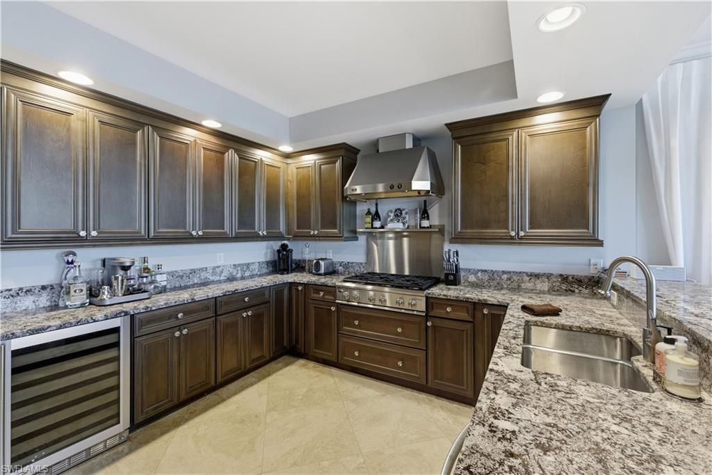 275 Indies Way, Unit 403, Naples, FL 34110 Photo