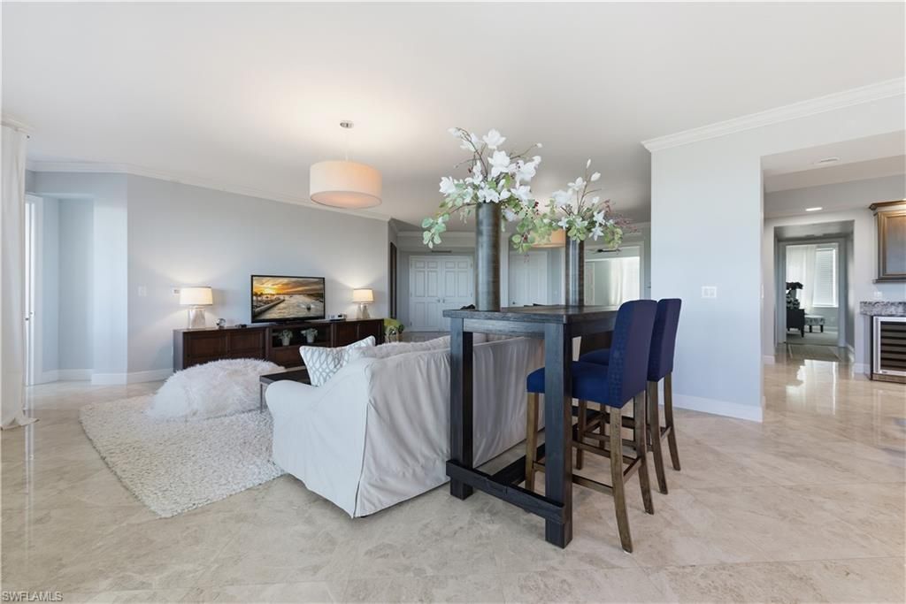 275 Indies Way, Unit 403, Naples, FL 34110 Photo
