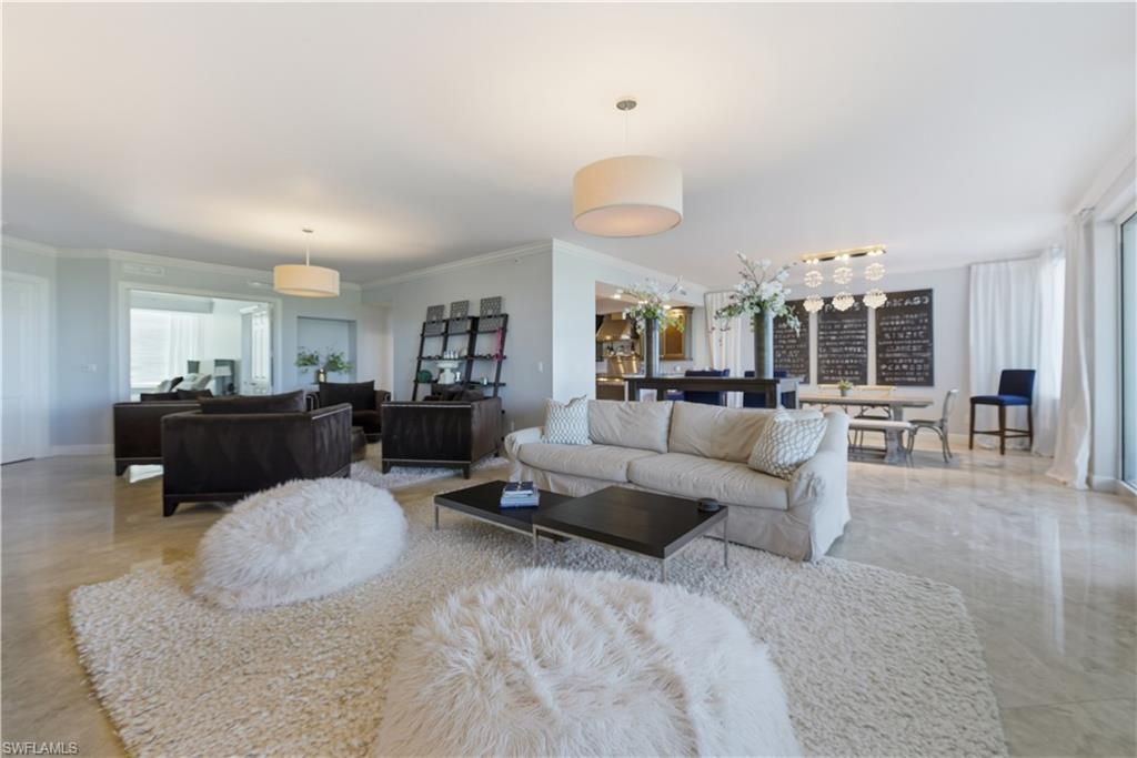 275 Indies Way, Unit 403, Naples, FL 34110 Photo