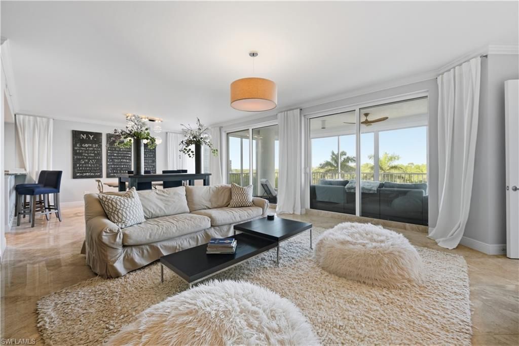 275 Indies Way, Unit 403, Naples, FL 34110 Photo