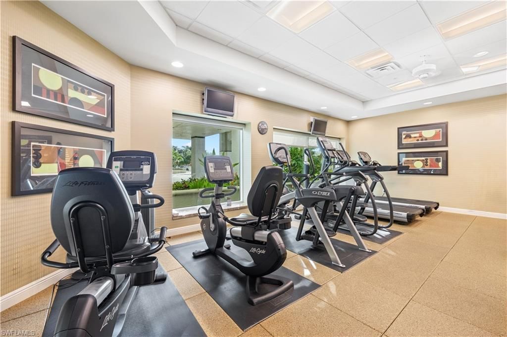 275 Indies Way, Unit 403, Naples, FL 34110 Photo