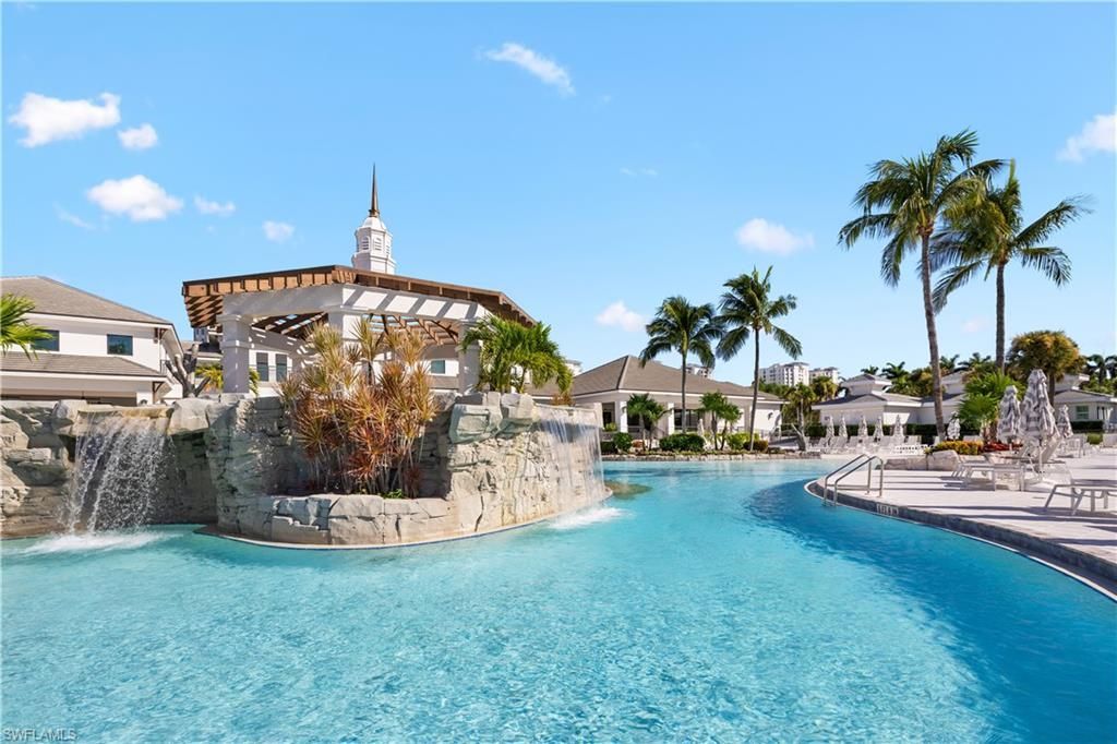 275 Indies Way, Unit 403, Naples, FL 34110 Photo