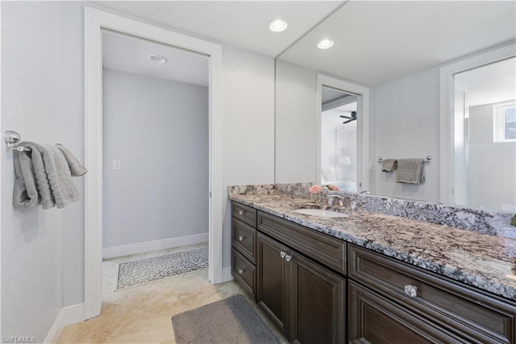 275 Indies Way, Unit 403, Naples, FL 34110 Photo
