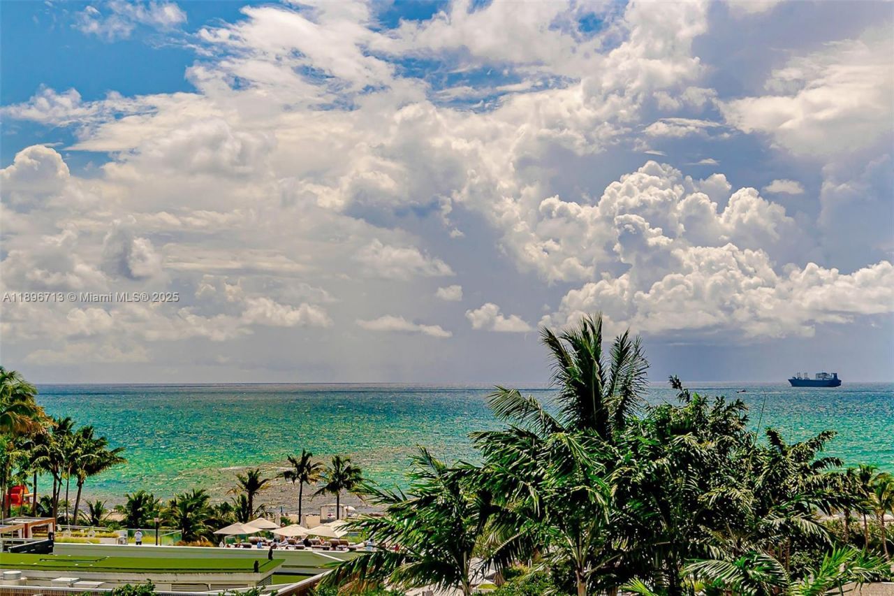 2301 Collins Ave, Unit 723, Miami Beach, FL 33139 Photo