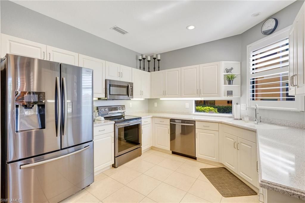 15791 Prentiss Pointe Cir, Unit 101, Fort Myers, FL 33908 Photo
