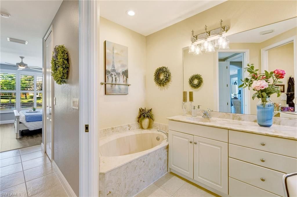 15791 Prentiss Pointe Cir, Unit 101, Fort Myers, FL 33908 Photo