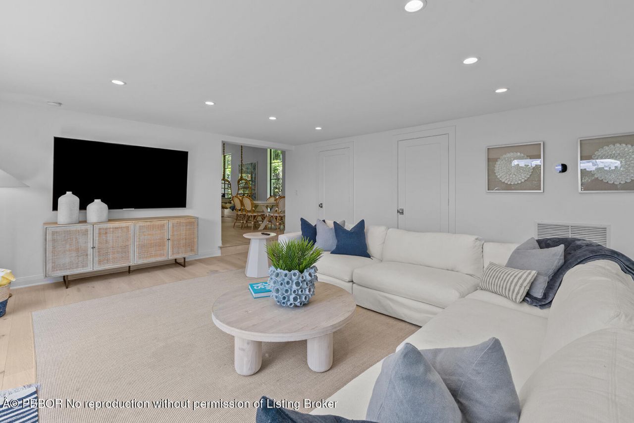 3214 Washington Road, West Palm Beach, FL 33405 Photo