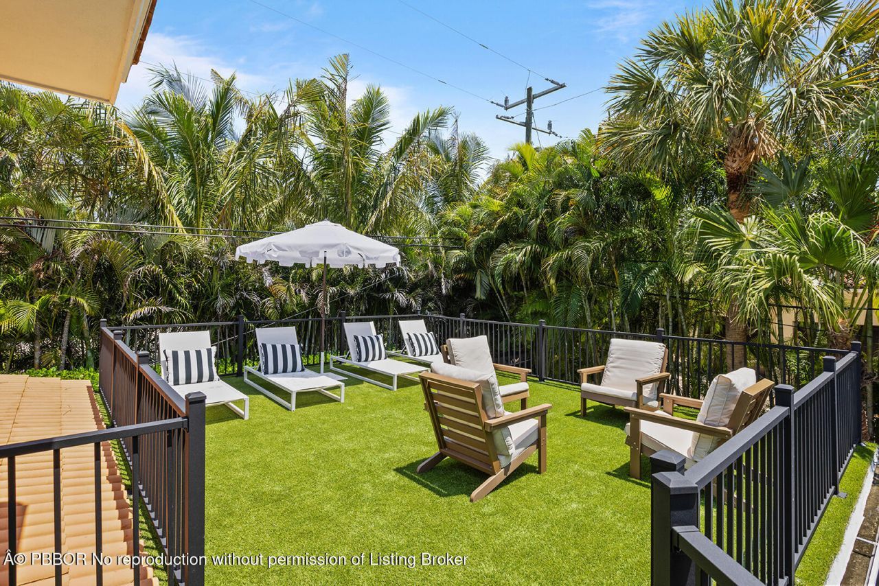 3214 Washington Road, West Palm Beach, FL 33405 Photo