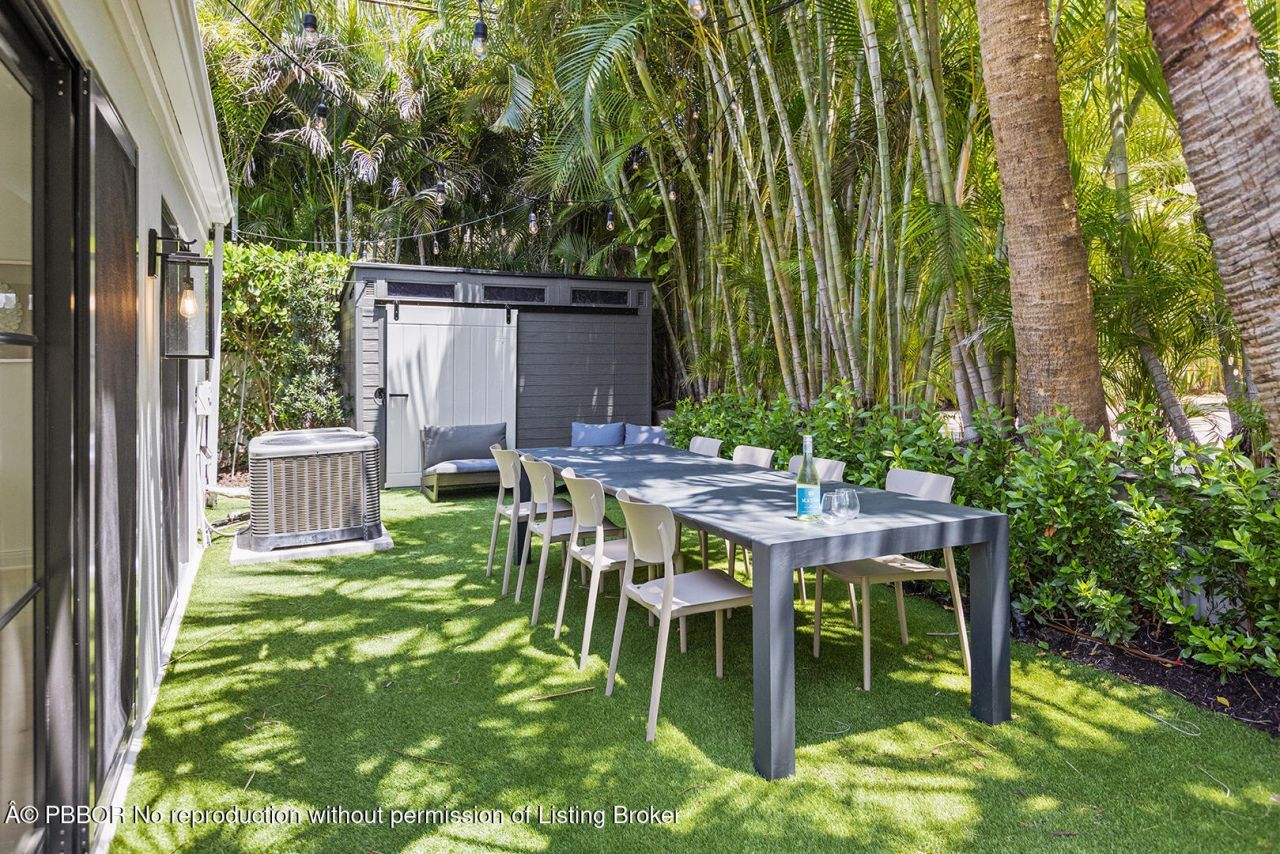 3214 Washington Road, West Palm Beach, FL 33405 Photo