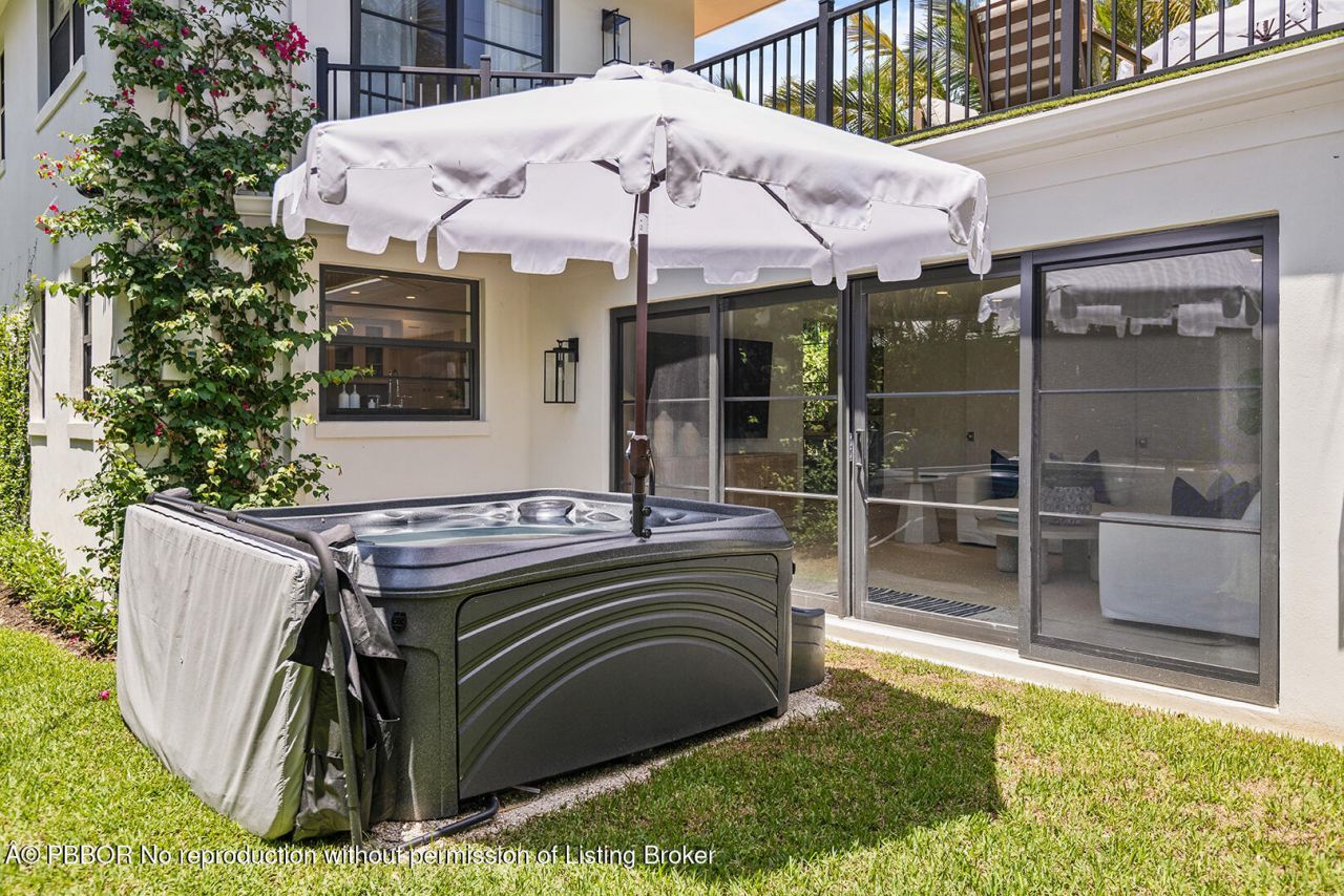 3214 Washington Road, West Palm Beach, FL 33405 Photo