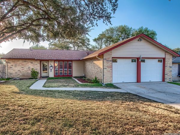 7002 Autumn Chase, Leon Valley, TX 78238