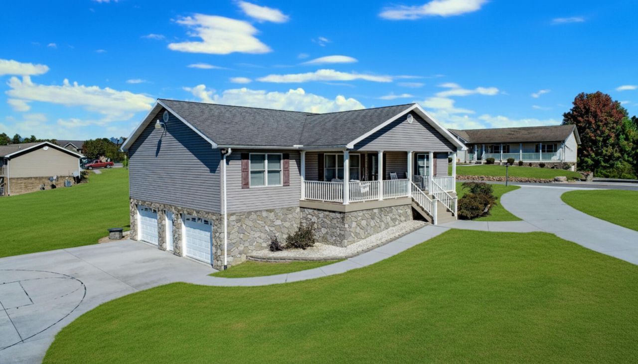 1114 Caleb Ln, Newport, TN 37821 Main Photo