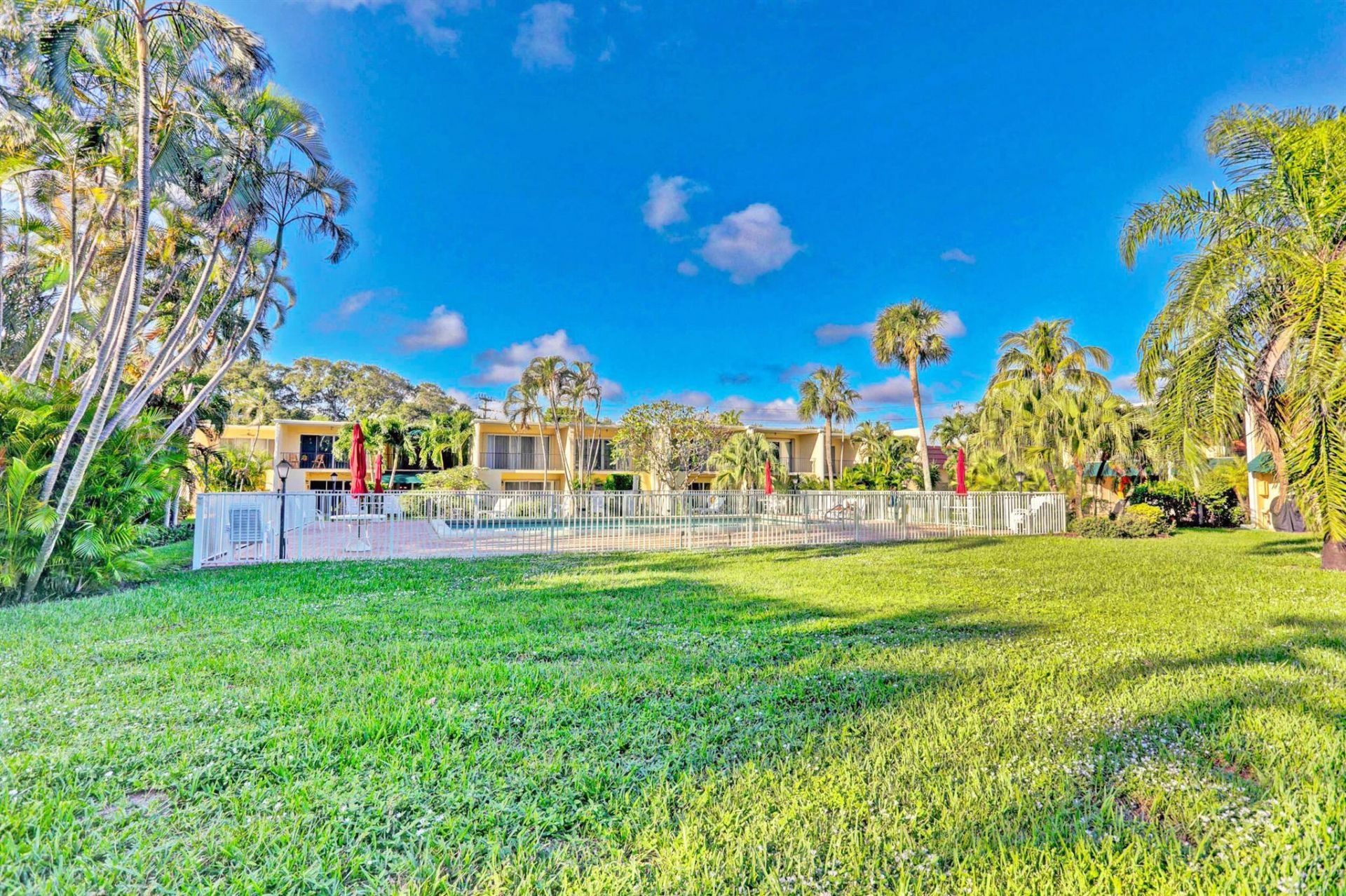 382 Golfview Road, Unit C, North Palm Beach, FL 33408 Photo