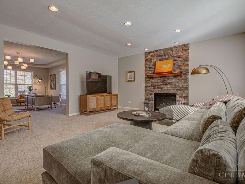 6290 Winding Creek Boulevard, Liberty Township, OH 45011 Photo 4