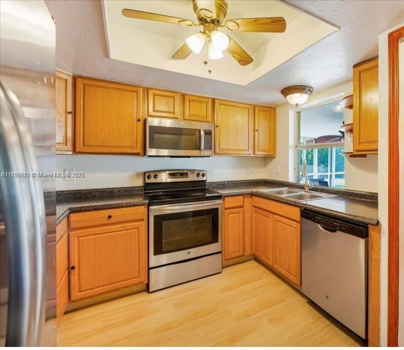 915 SE 20th St, Cape Coral, FL 33990 Photo