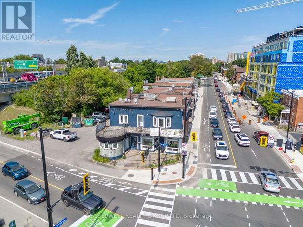 221 Echo Drive, Ottawa, ON K1S1N1