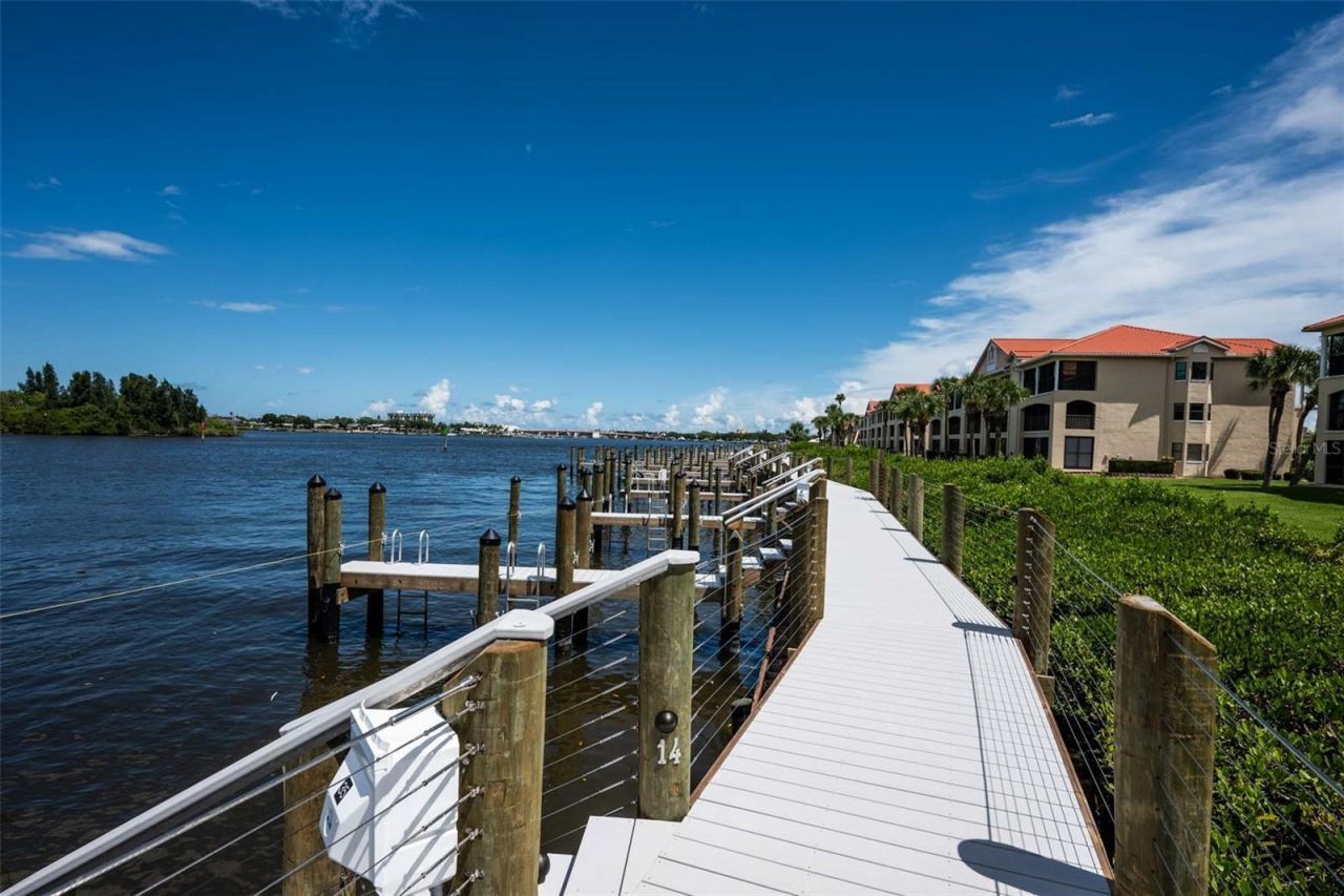 462 Bouchelle Drive, Unit 104, New Smyrna Beach, FL 32169 Photo