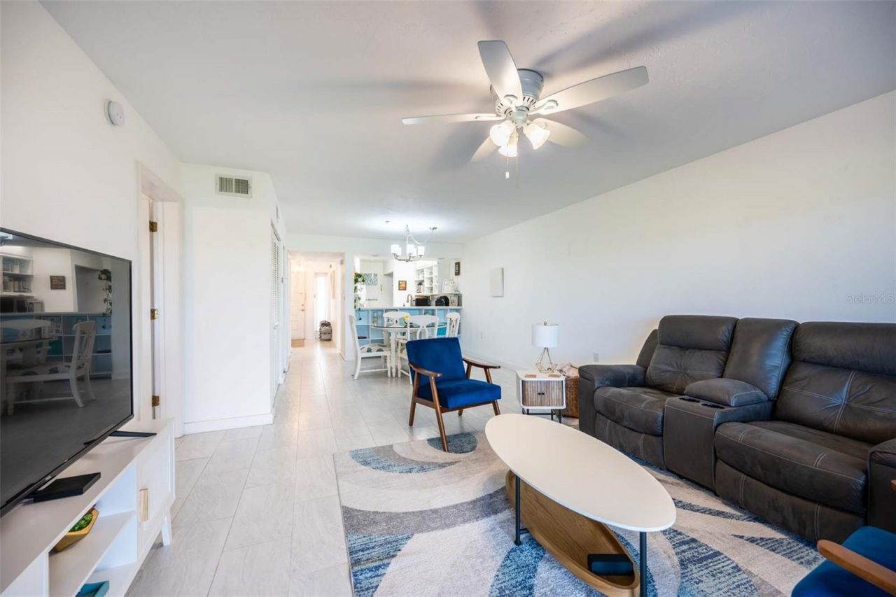 462 Bouchelle Drive, Unit 104, New Smyrna Beach, FL 32169 Photo