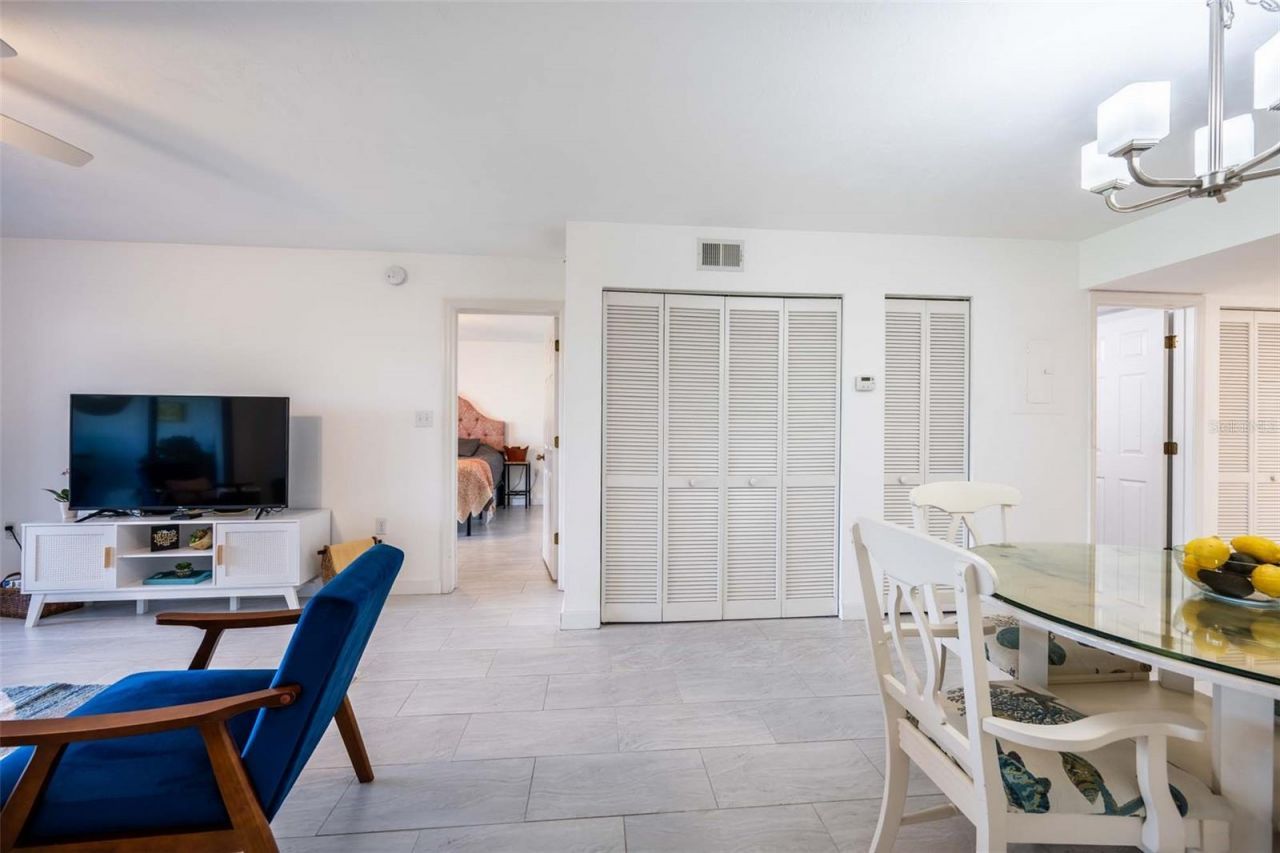 462 Bouchelle Drive, Unit 104, New Smyrna Beach, FL 32169 Photo