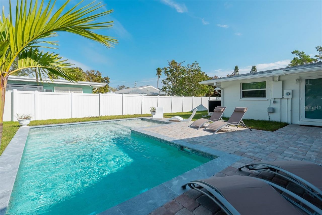 408 71st Street, Holmes Beach, FL 34217 Photo