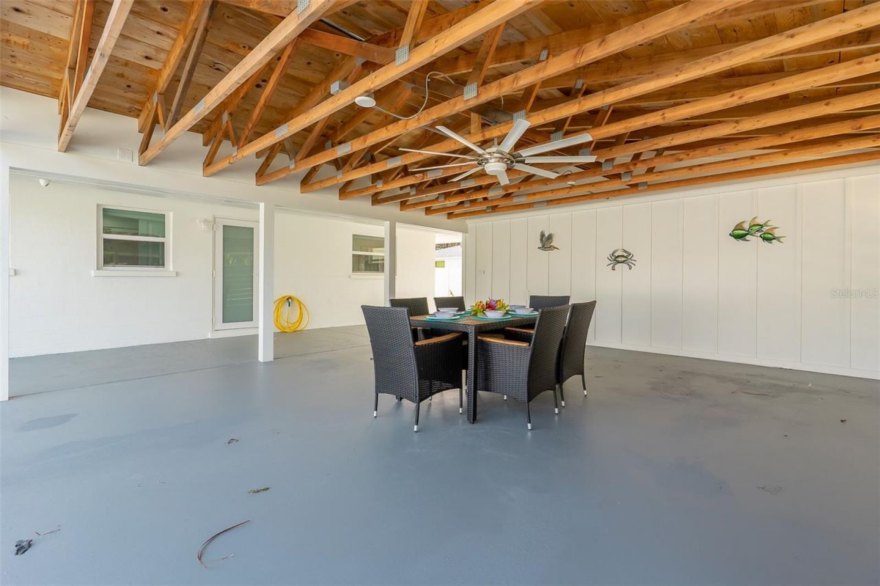 408 71st Street, Holmes Beach, FL 34217 Photo