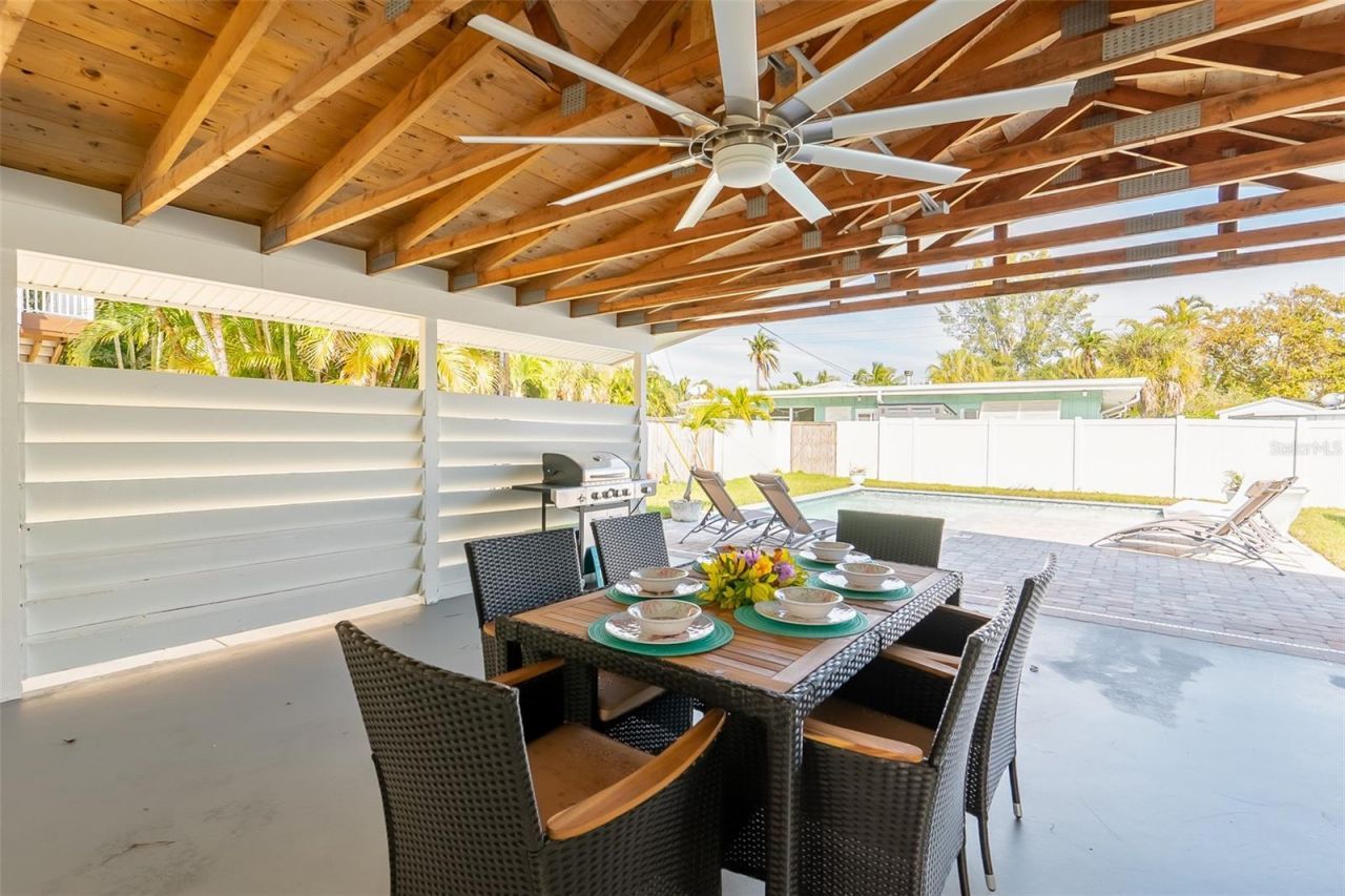 408 71st Street, Holmes Beach, FL 34217 Photo