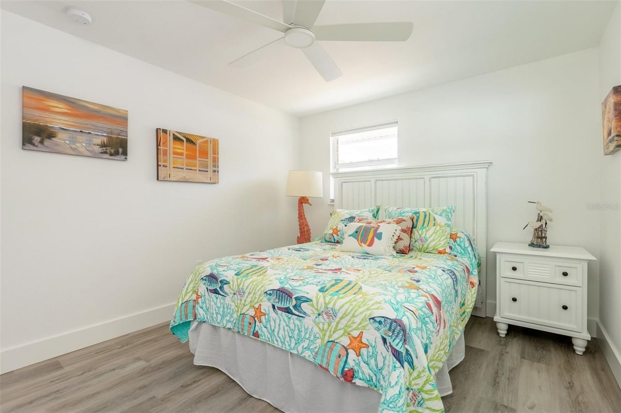 408 71st Street, Holmes Beach, FL 34217 Photo