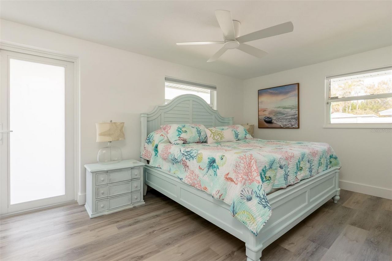 408 71st Street, Holmes Beach, FL 34217 Photo