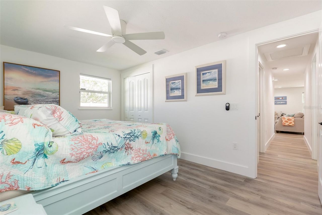 408 71st Street, Holmes Beach, FL 34217 Photo