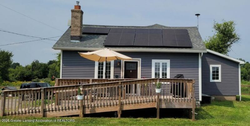 1013 E Broadway Highway, Charlotte, MI 48813 Main Photo