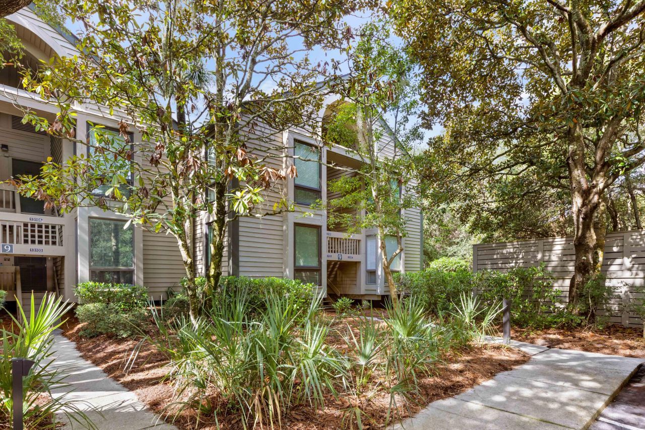 13106 Pelican Watch Villas Photo 16