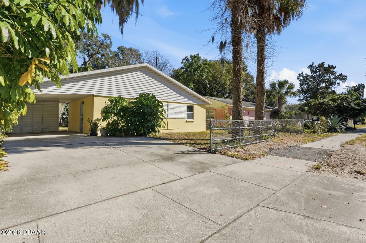 437 Lockhart Street, Daytona Beach, FL 32114 Photo